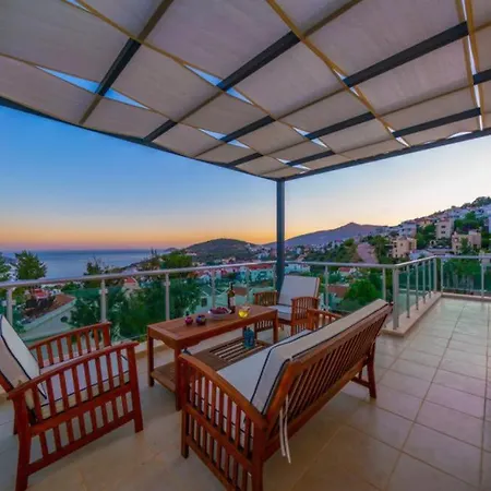 Bahari Kalkan カシュ